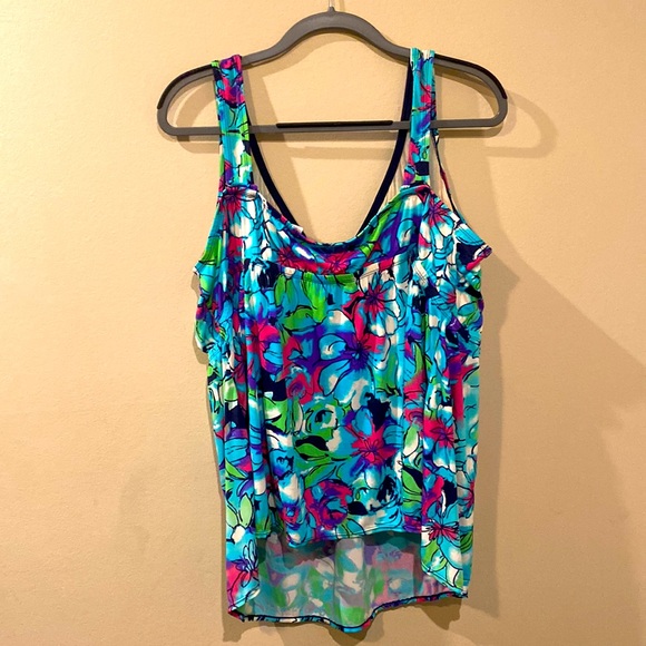 Plus Size Avenue Swim Bright Bold Colorful Floral Print Swim Top Size 26 - Picture 2 of 5